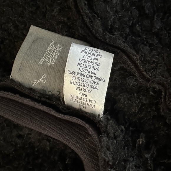 Vera Wang black bomber jacket, xs distressed, look with faux fur lining - Picture 7 of 8